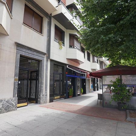 Apartamento Bilbao ciudad del mundo arte teletrabajo y ocio Exterior foto