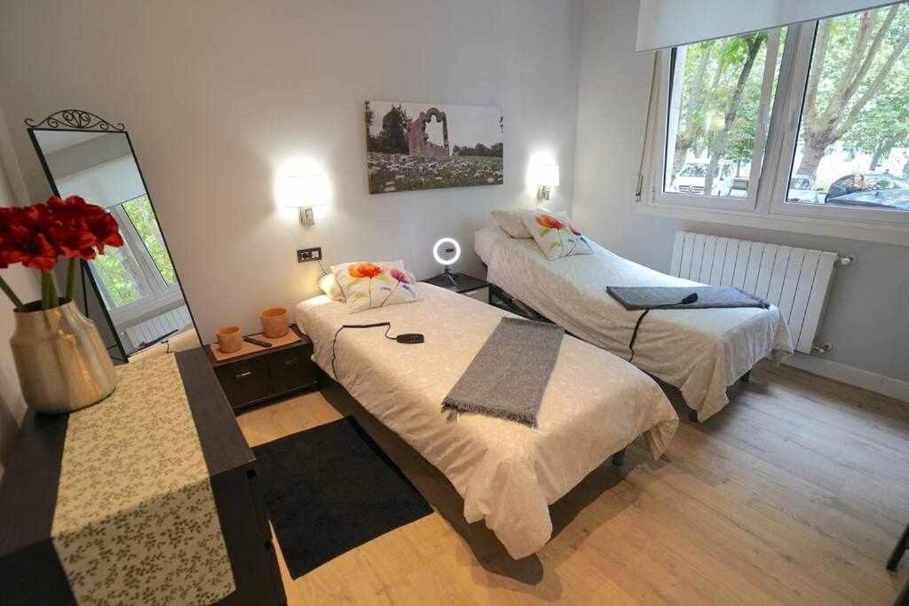 Apartamento Bilbao ciudad del mundo arte teletrabajo y ocio Exterior foto